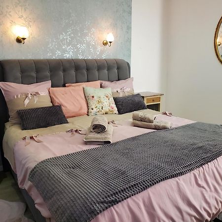 Mirka & Franck Apartment Chic 4 Stars Parking Free กอลมาร์ ภายนอก รูปภาพ